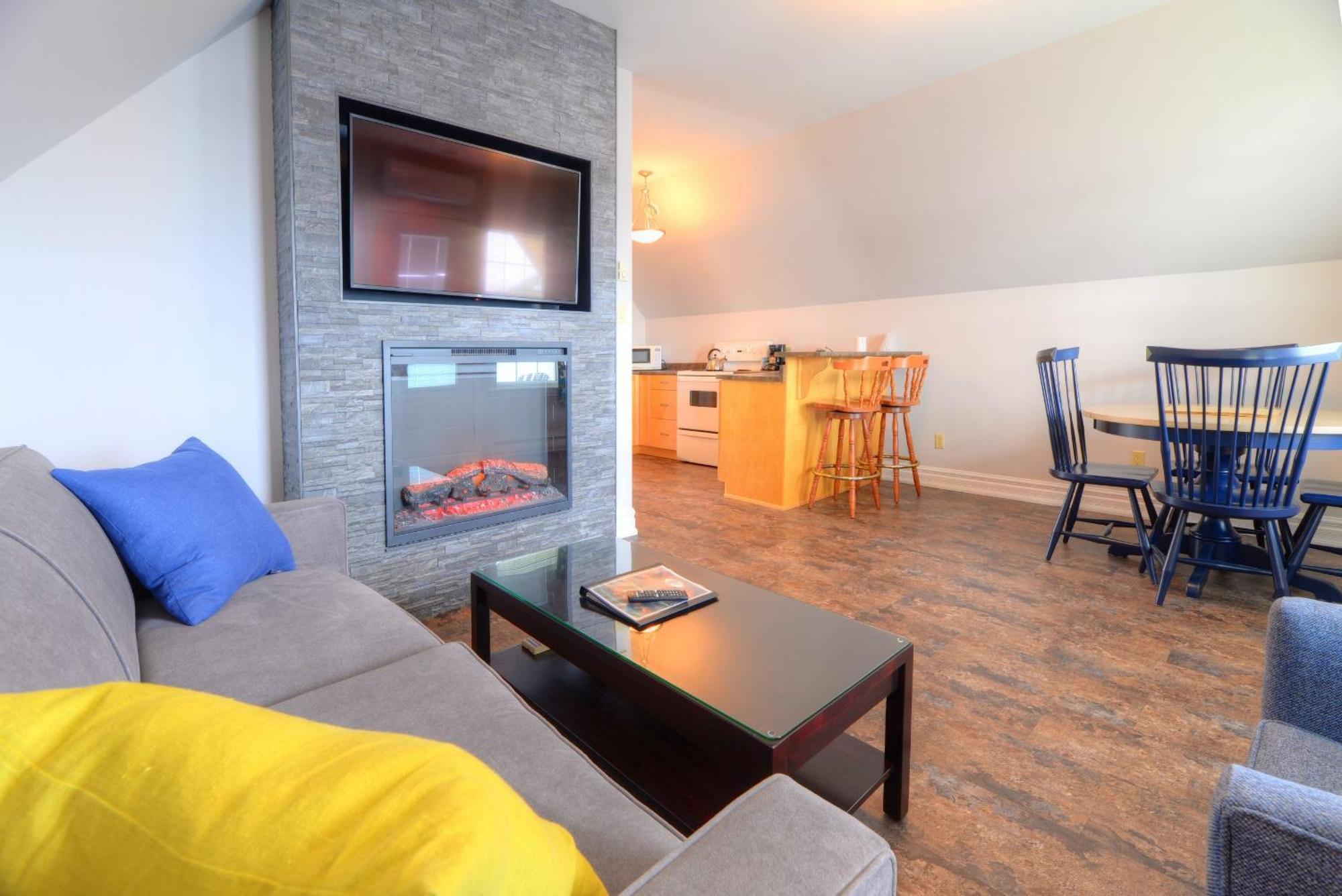 Keltic Quay Cottages & Bayfront Lodge Whycocomagh Esterno foto